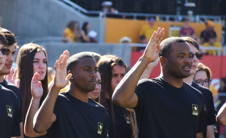 ‘Total Army’ career fair in Texas aims to recruit soldiers and civilians